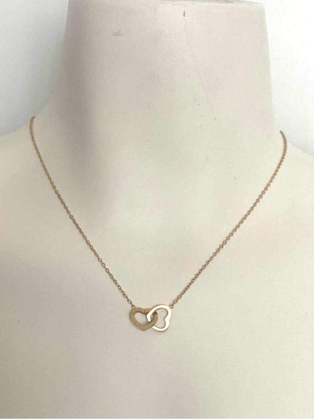 Gold Interlocking Hearts Pendant Necklace 18K Gold PVD Finish Hypoallergenic NEW